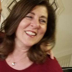 Meet your Posher, Michele